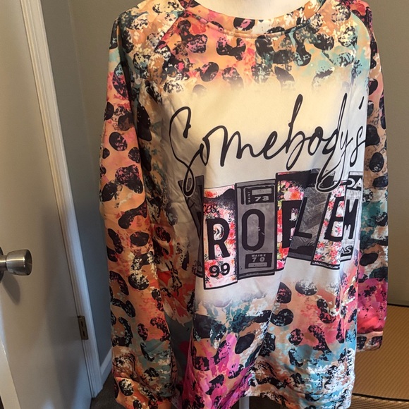 Colorful Graphic Sweatshirt - Picture 3 of 4